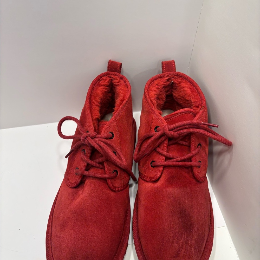 UGGS CHUKA BOOT SUEDE MEN SIZE 9 PAPRIKA ORANGE COMFORTABLE WORK BOOT